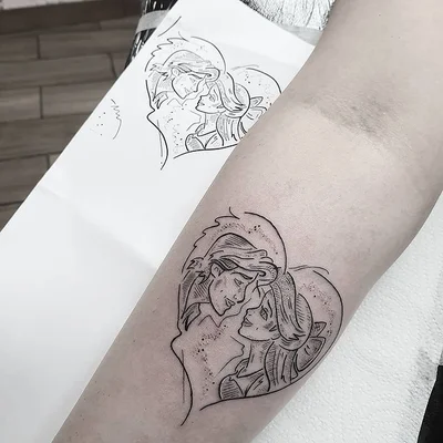 Nikki Kelly tattoo 007