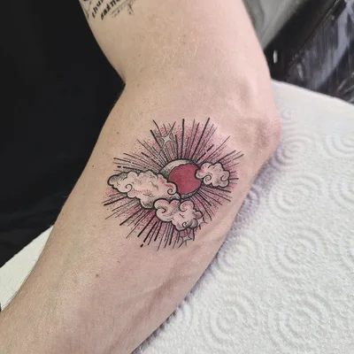 Nikki Kelly tattoo 008