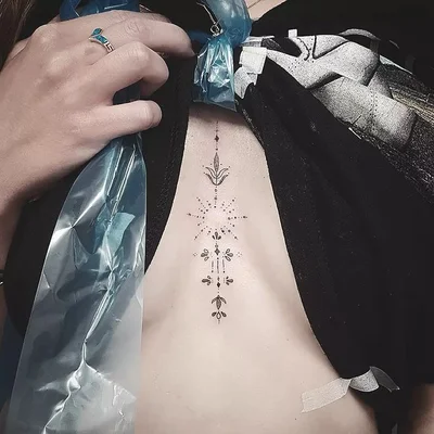 Nikki Kelly tattoo 016