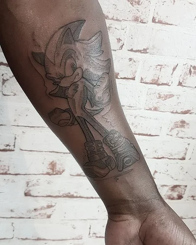 Nikki Kelly tattoo 021