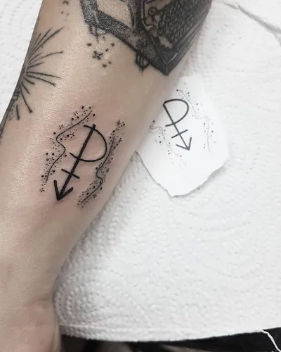 Nikki Kelly tattoo 033