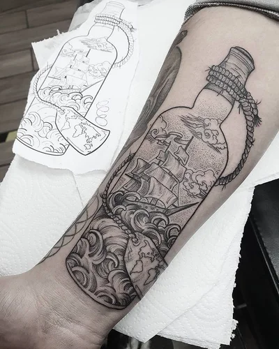 Nikki Kelly tattoo 036