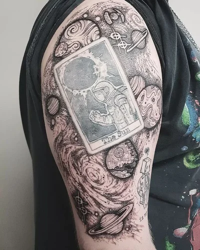 Nikki Kelly tattoo 050