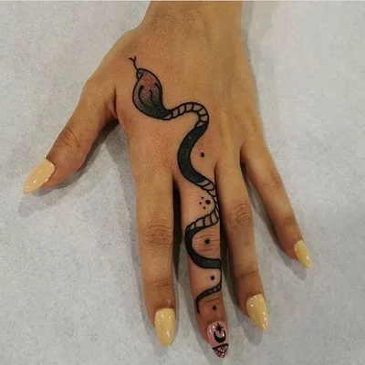 Siva Lobanja tattoo 015