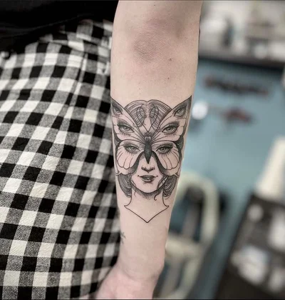 Siva Lobanja tattoo 038