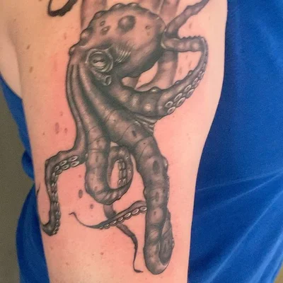 Justin Phillips tattoo 011