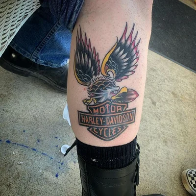 Justin Phillips tattoo 015