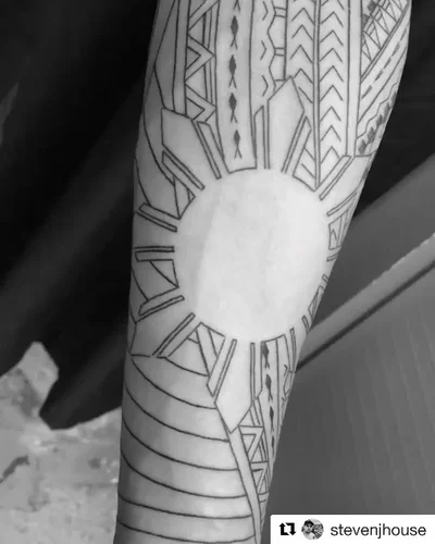 Steven House tattoo 007