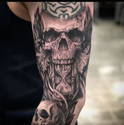 Steven House tattoo 010