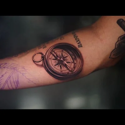Steven House tattoo 016