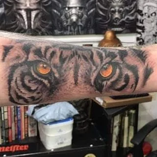 Skelly tattoo 030