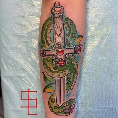 Sky Lermusiaux tattoo 047
