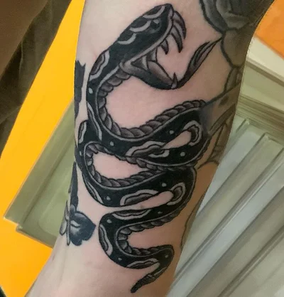Skin Graffiti tattoo 027