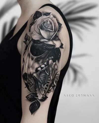 Skin Busters Tattoo tattoo 020