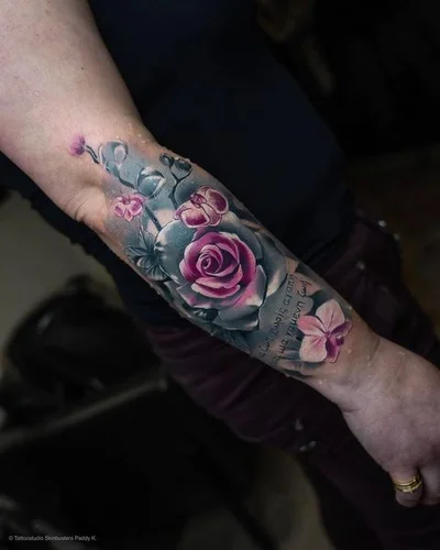 Skin Busters Tattoo tattoo 032