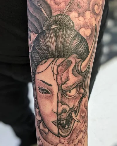 Shawn Pierce tattoo 032