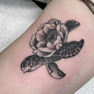Skin Deep Tattoo & Piercing tattoo 043