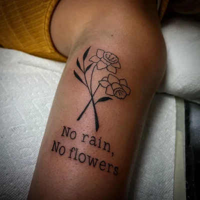 Independent Tattoo tattoo 050