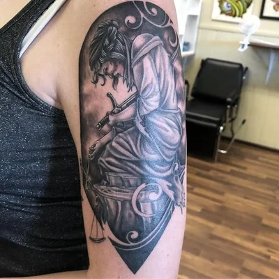Mike Arneson tattoo 030