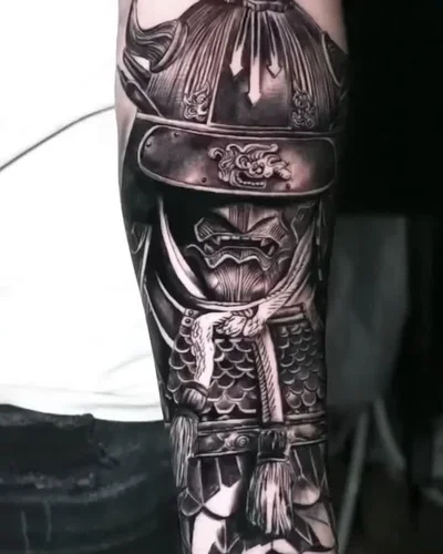 Robert Pho tattoo 042