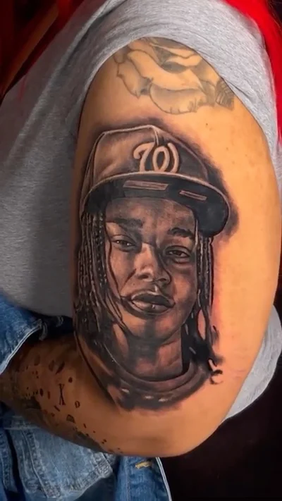 Robert Pho tattoo 044