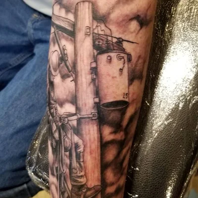 Skin Hooked tattoo 023
