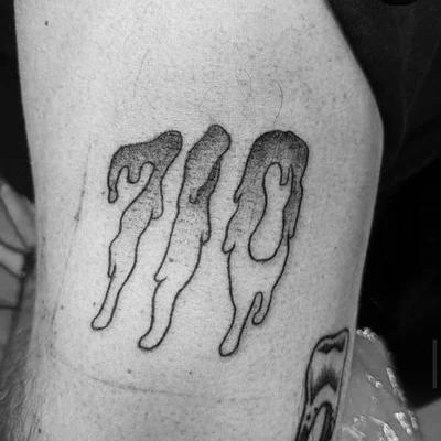 Skin Hooked tattoo 024