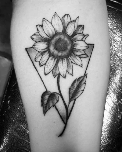 Skin Hooked tattoo 037