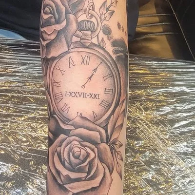Skin Hooked tattoo 039