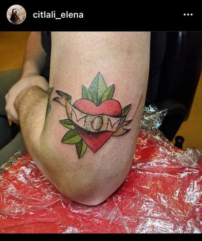 Skin Hooked tattoo 041