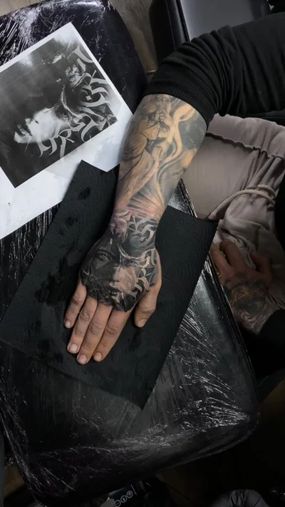 Matthew Agius tattoo 014
