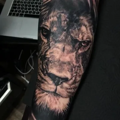 Matthew Agius tattoo 042