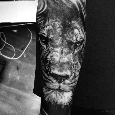 Matthew Agius tattoo 044