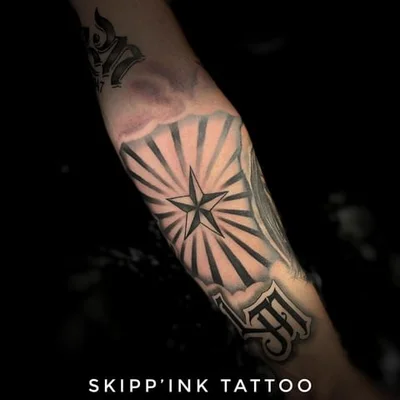 Max Labeille tattoo 040