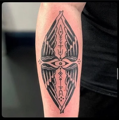 Helen Skullduggery tattoo 027