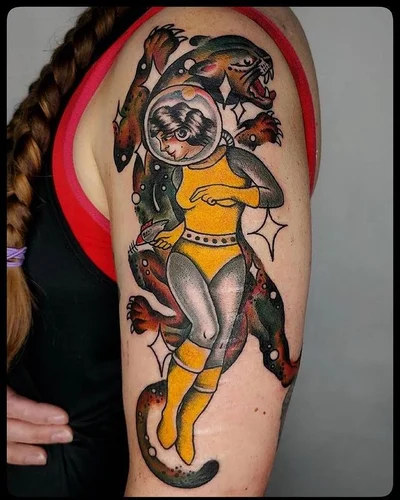 Helen Skullduggery tattoo 041