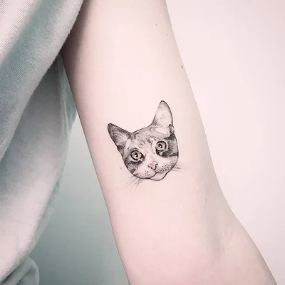 Sku Plux tattoo 010