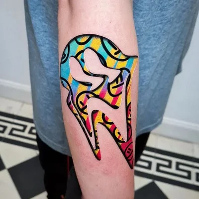 Sku Plux tattoo 017