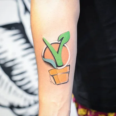 Sku Plux tattoo 020