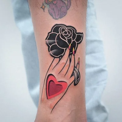 Sku Plux tattoo 043