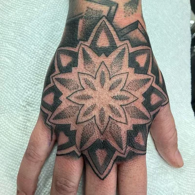 Skyler Jinx tattoo 015