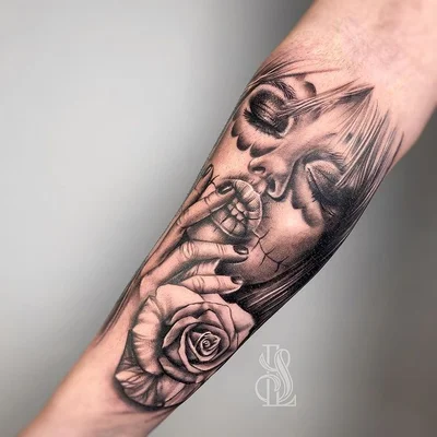 Sleepy Lily tattoo 026