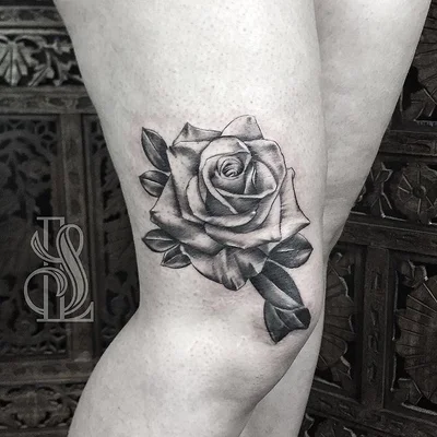 Sleepy Lily tattoo 039
