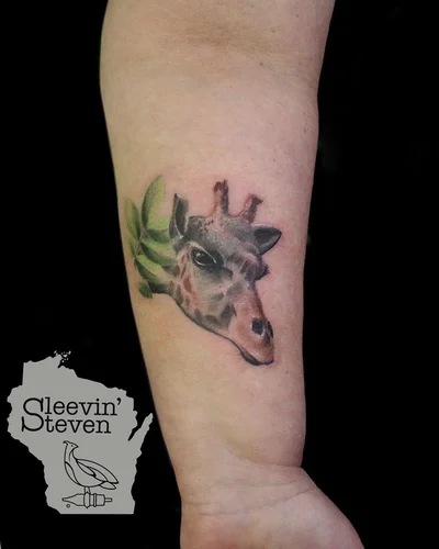 Steven S tattoo 012