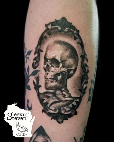 Steven S tattoo 015