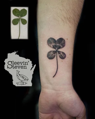 Steven S tattoo 017