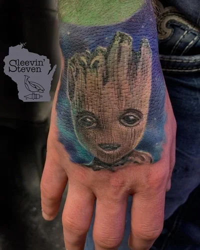 Steven S tattoo 022