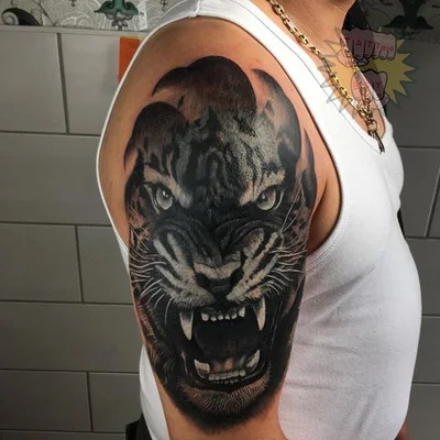 Slider Soros tattoo 007