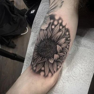 Ayrton Schader tattoo 033