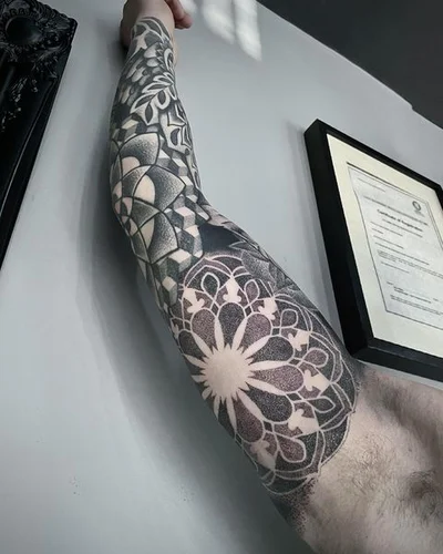 Ayrton Schader tattoo 044